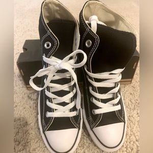 Converse Chuck Taylor Hi Tops